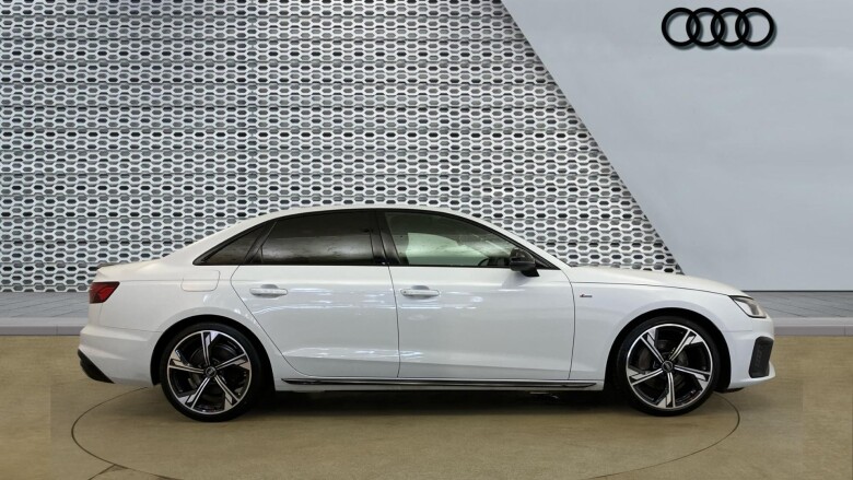 Audi A4 40 TFSI 204 Black Edition 4dr S Tronic Petrol Saloon